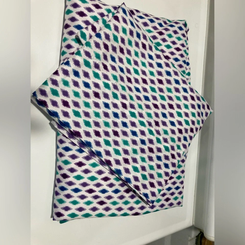 Twin sheet set in purple and teal diamond design